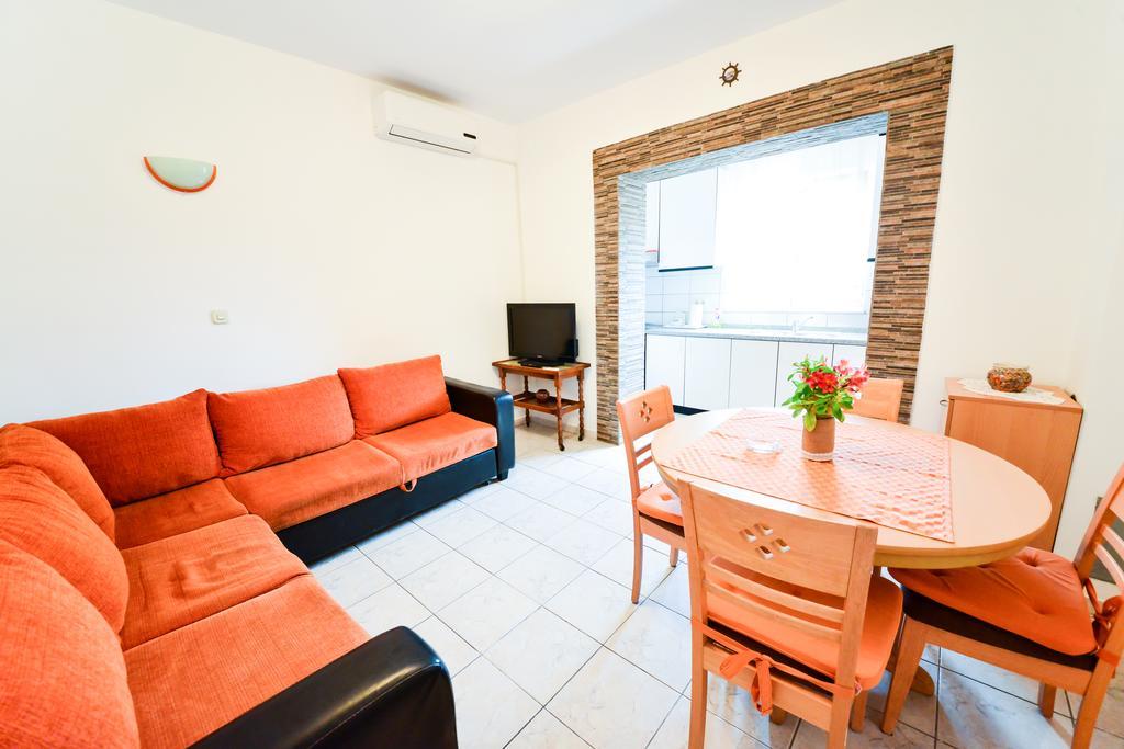 Apartments Valentina Petrcane Eksteriør bilde