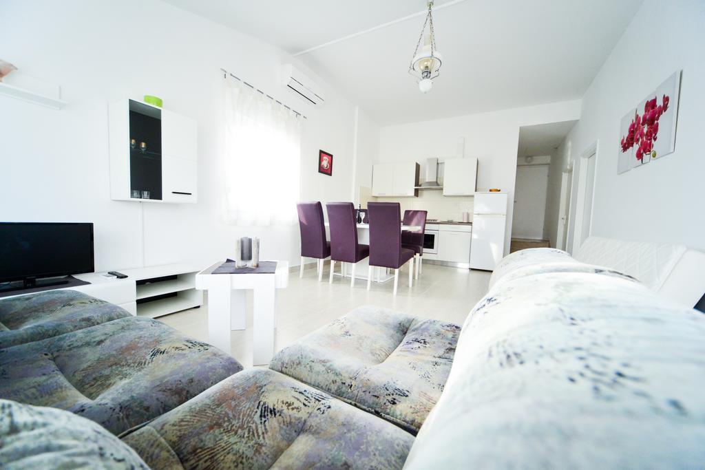 Apartments Valentina Petrcane Eksteriør bilde