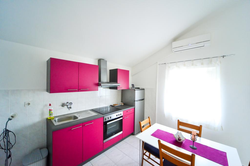 Apartments Valentina Petrcane Eksteriør bilde